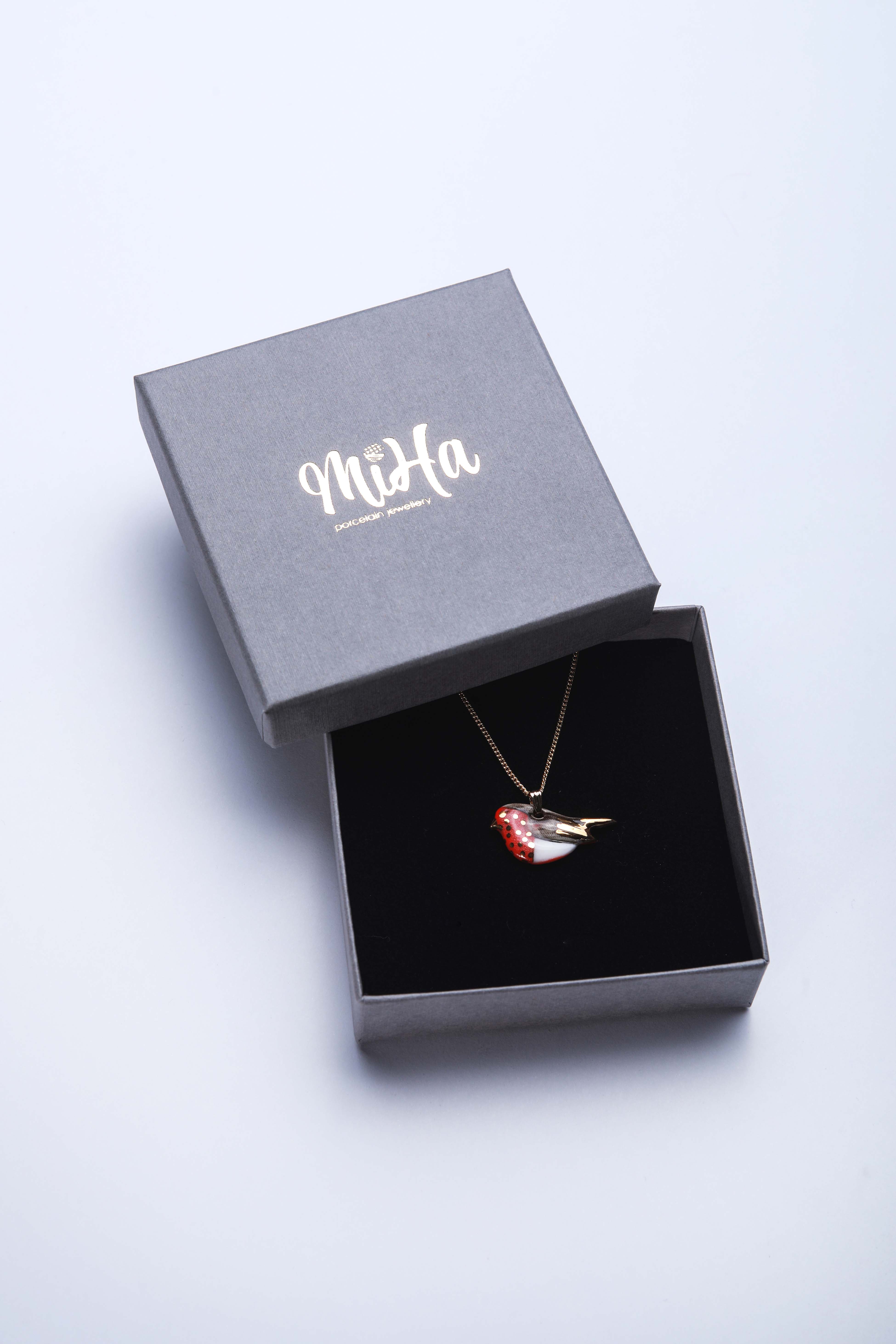 Robin Jewellery Set - Necklace & Stud Earrings