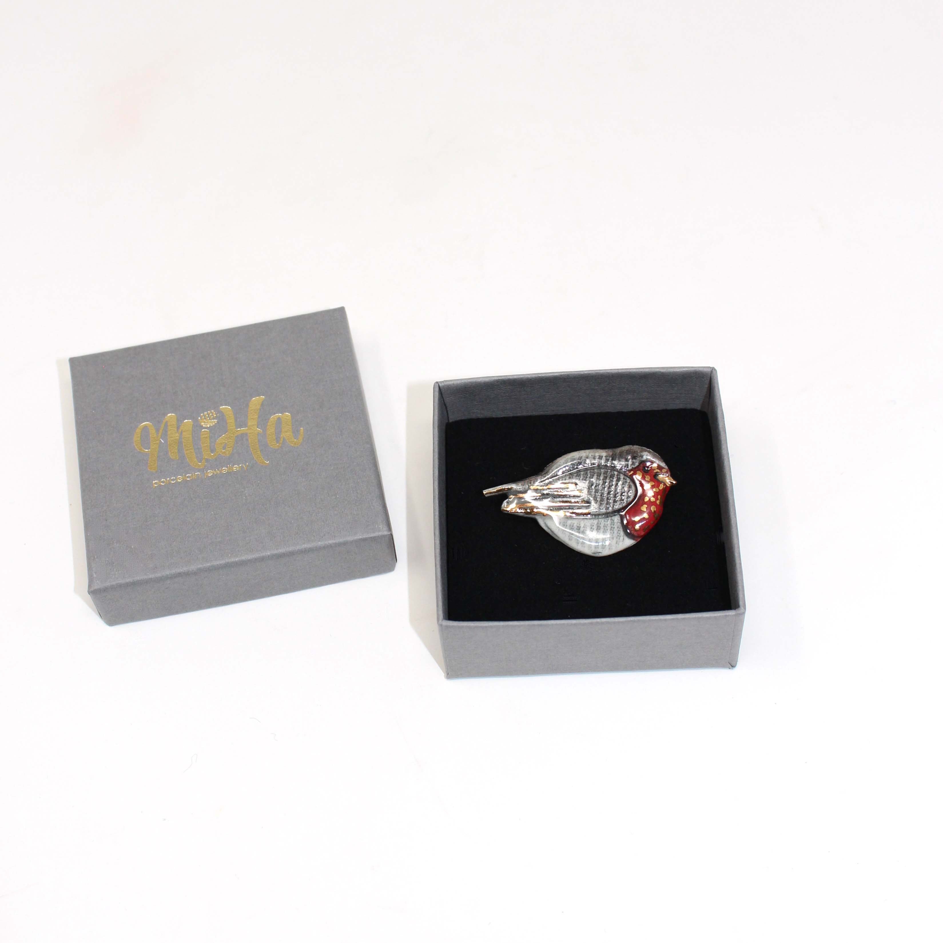 Robin Brooch Pin